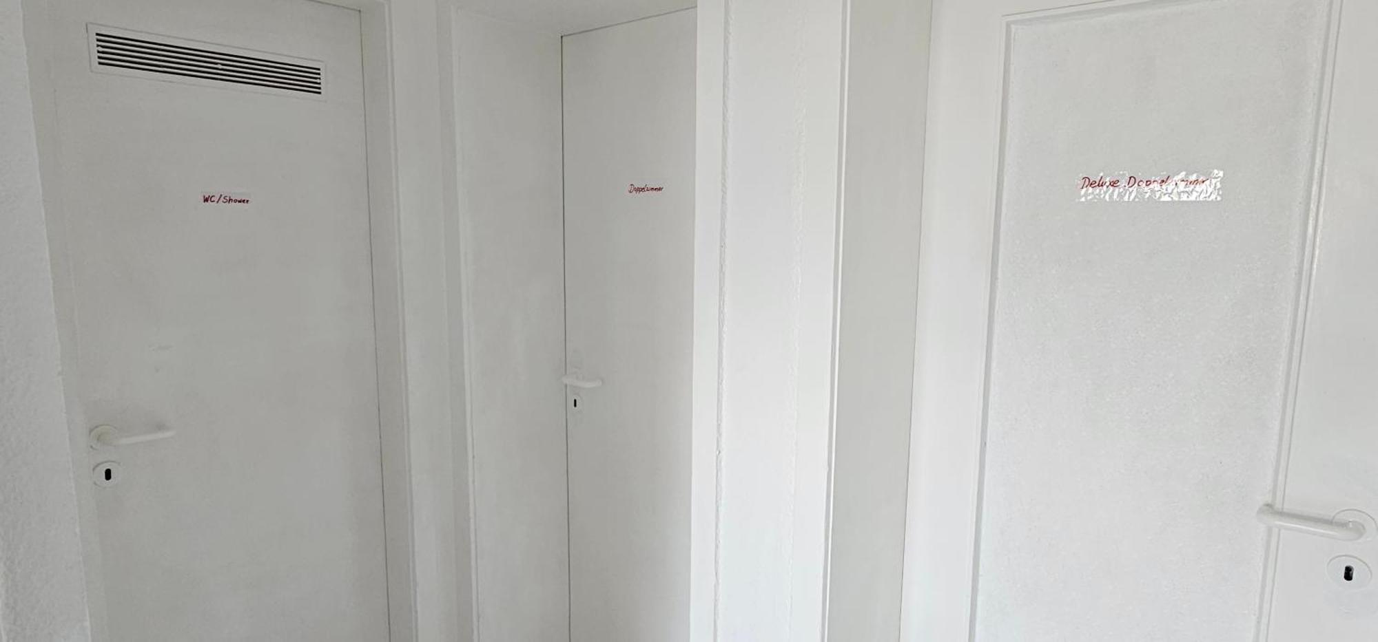 Zimmer In Bilk-Zentrum Duesseldorf Buitenkant foto
